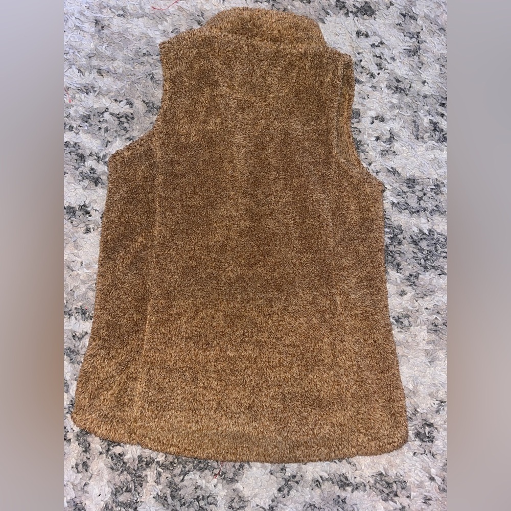 Marleylilly fuzzy vest - Picture 5 of 6